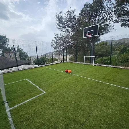 Kristiano 21 Kır Evi